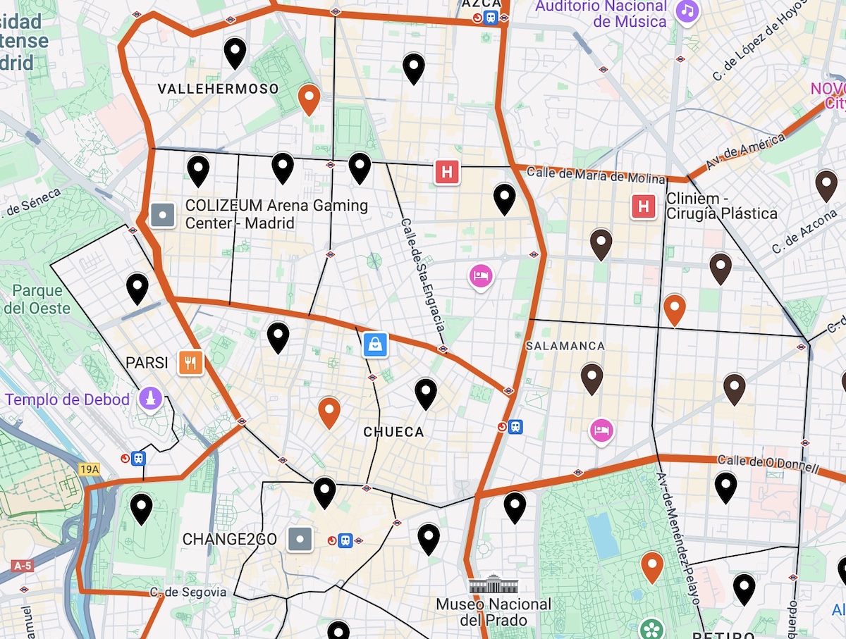 Map of Districts and Neighborhoods